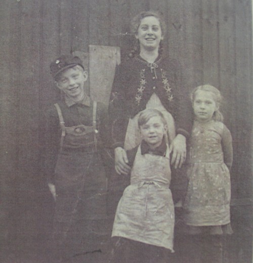 Ruth, Johannes, Erich und Ilse Förster